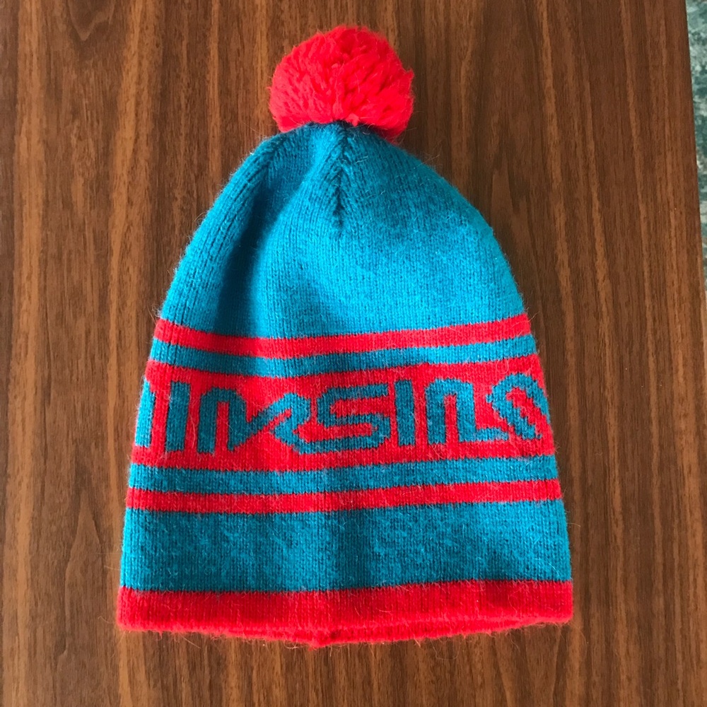 Quicksilver beanie